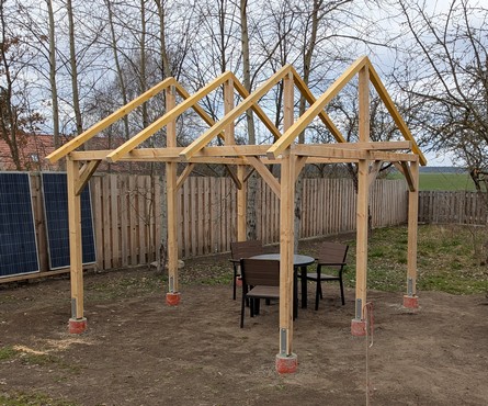Der Rohbau des Pavillons ist fertig.